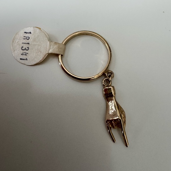 Mano Cornuto Charm Ring Protection Size 7 - Picture 2 of 2